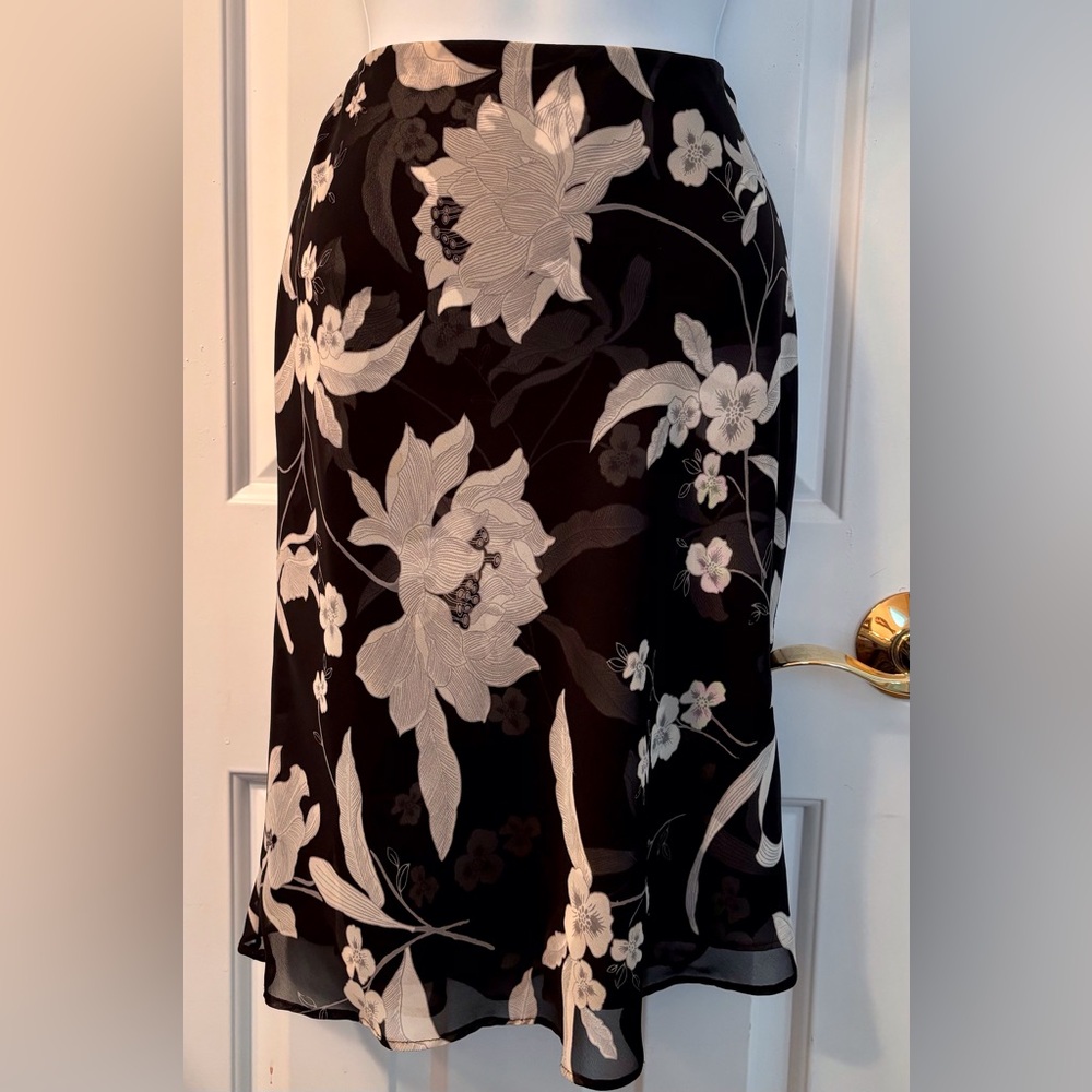 Black and White Floral Chiffon Pencil Skirt by Nine & Co. Petites